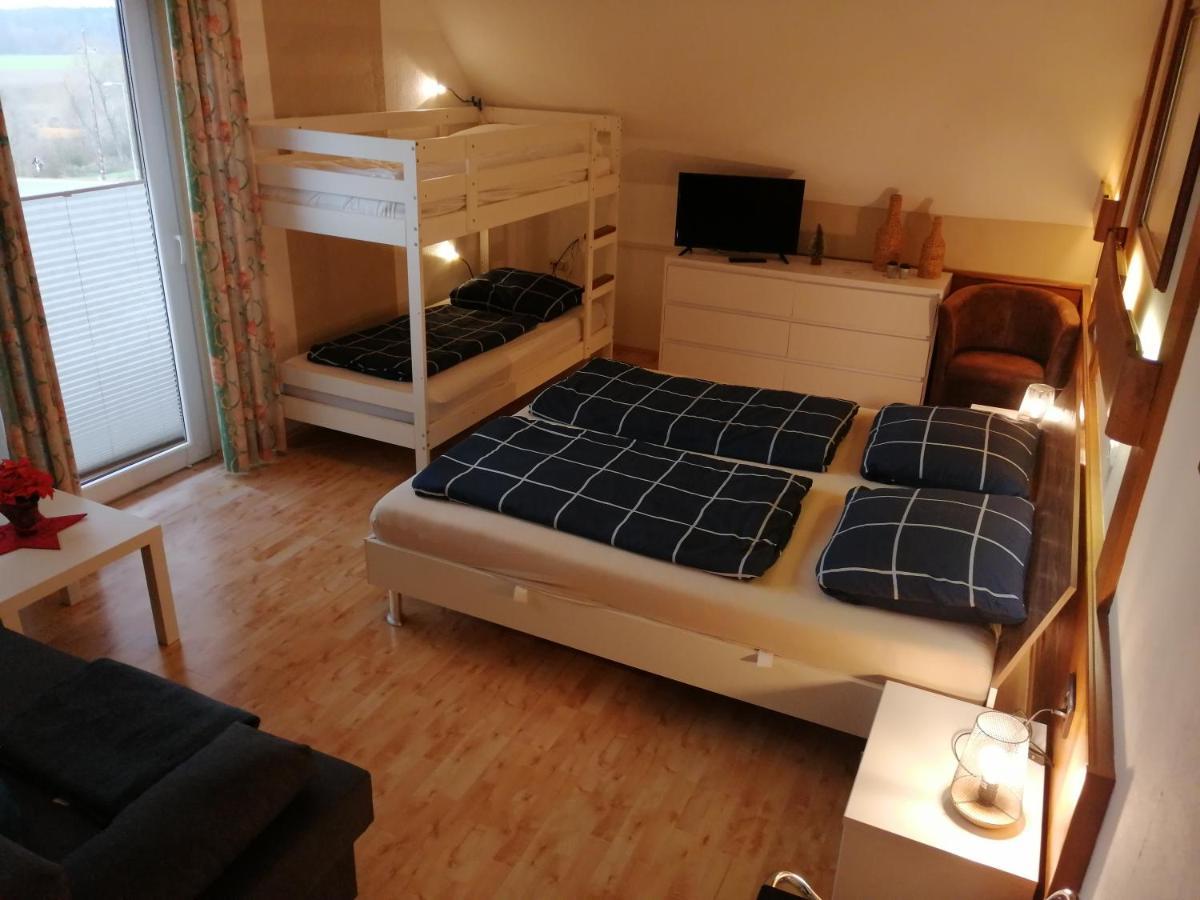 Pension Arkadenhof Лойперсдорф-бай-Фюрстенфельд Екстер'єр фото