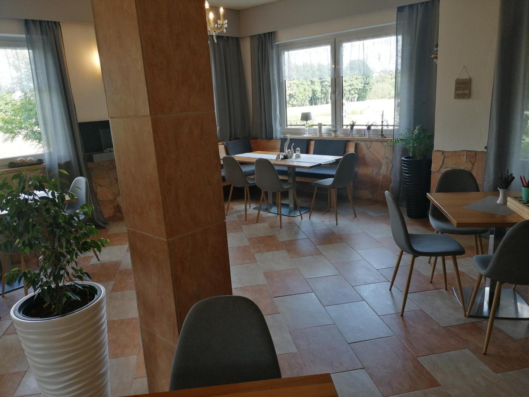 Pension Arkadenhof Лойперсдорф-бай-Фюрстенфельд Екстер'єр фото