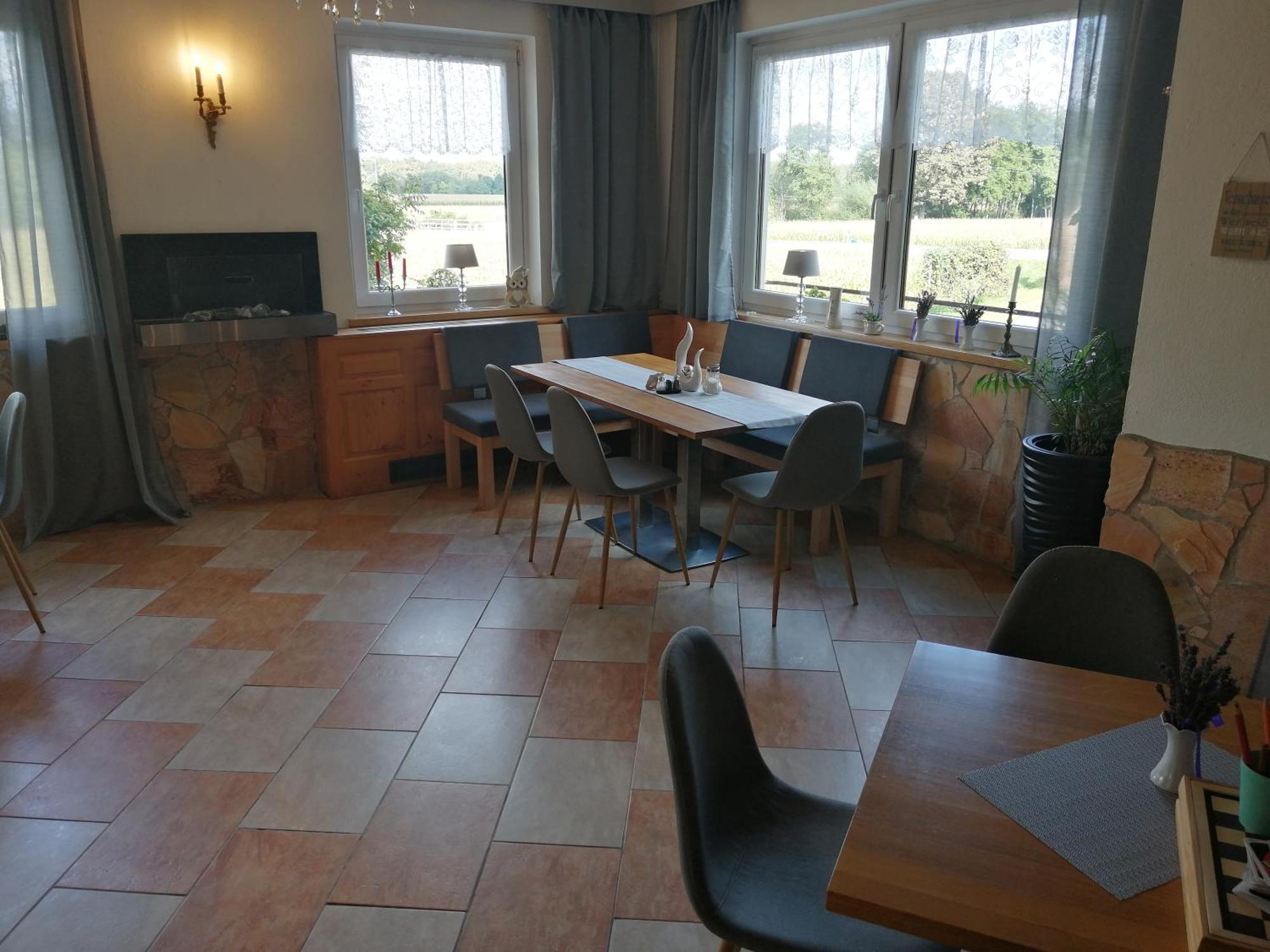 Pension Arkadenhof Лойперсдорф-бай-Фюрстенфельд Екстер'єр фото